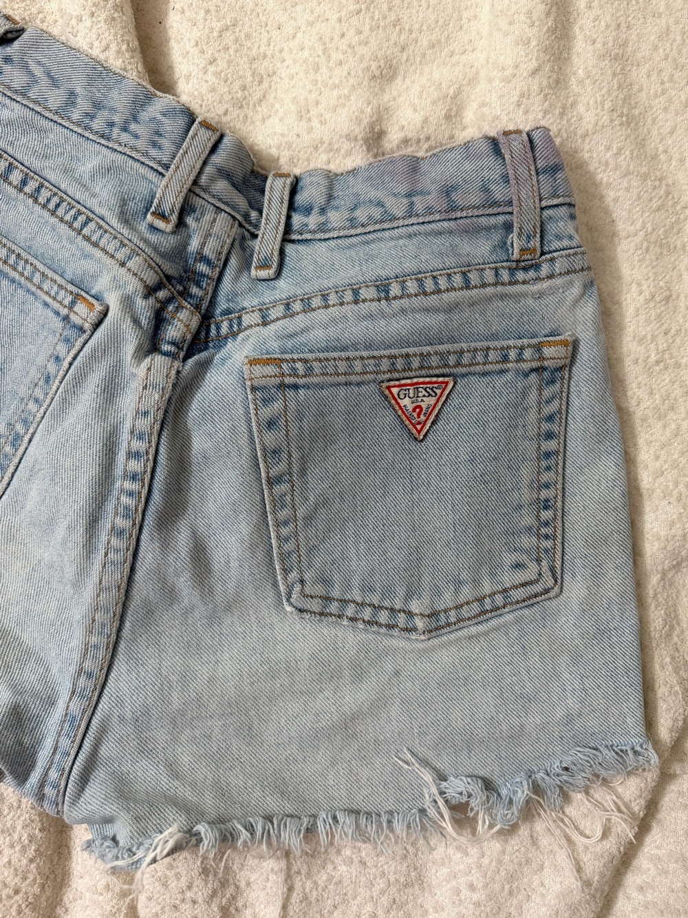 GUESS Light Blue High-Rise Denim Shorts Frayed Hem Size 27